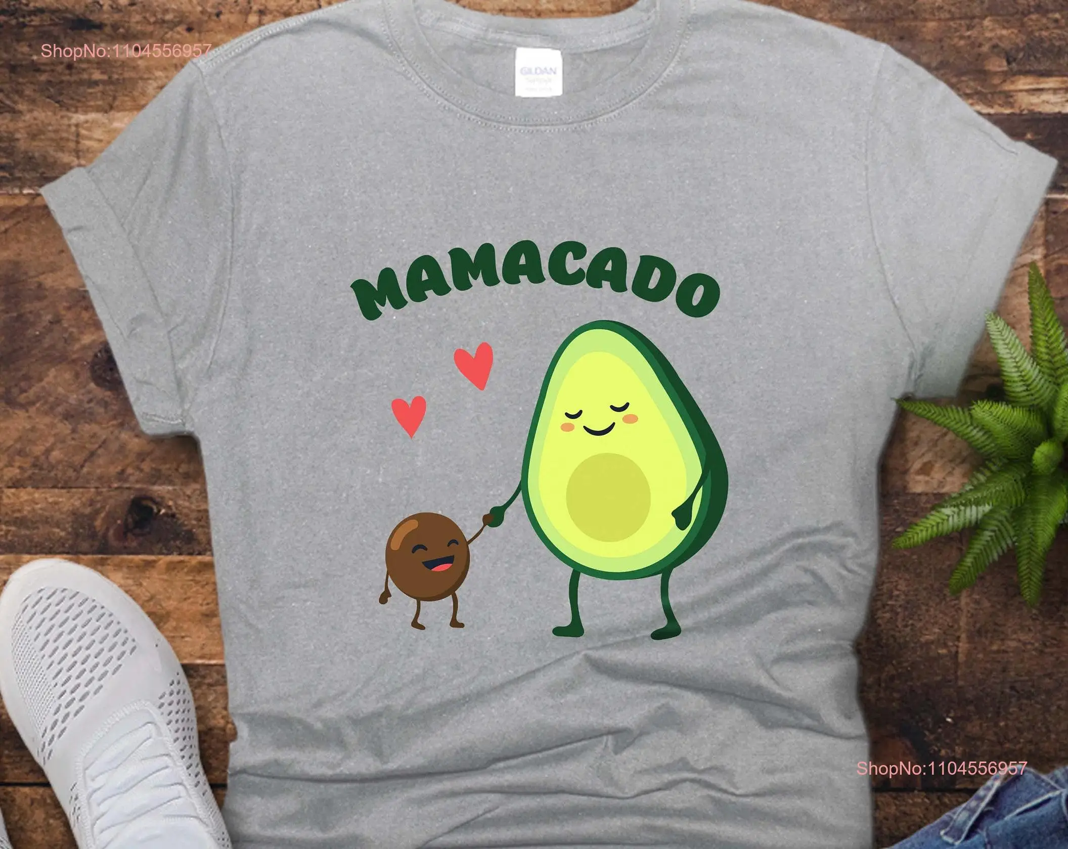 Mamacado T Shirt Baby Reveal Pregnancy Announcement Cute Preggers Funny PregnanT For Avocado Lover Mom To Be