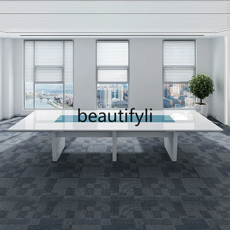 심플하고 모던한 회의실 테이블과 의자 조합, 긴 사무실 책상, 직사각형