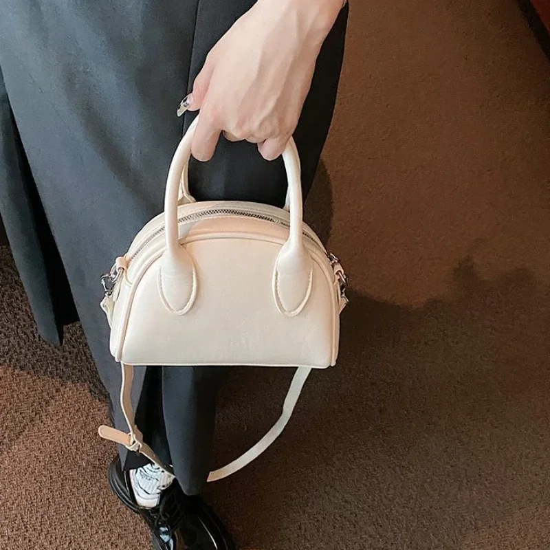 French Style Pink Shoulder Crossbody Bag for Women 2025 New Trendy All-Match Square Shell Sling Bag Female Simple Portable Pouch