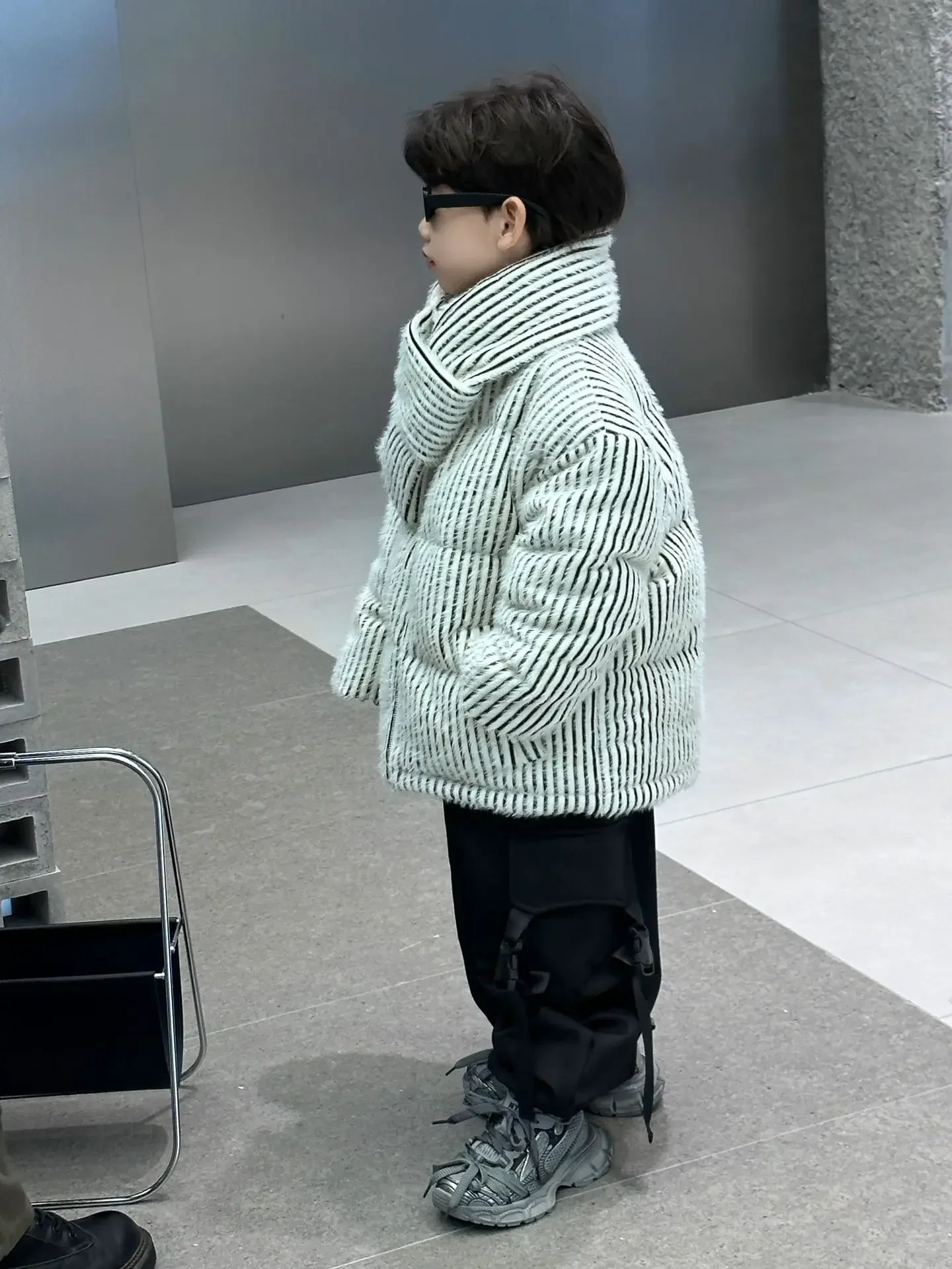 Children Clothing Boys Winter Jacket 2023 New Korean Style Warm Striped Warm Thick Handsome Down Jacket Boys Coat