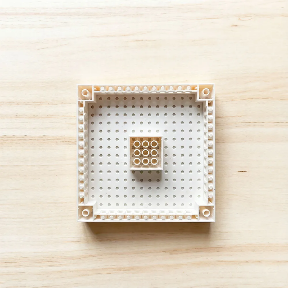16×16 Pixel Building Base Plate Standard Small Particle Splicing Base Board for Pixel Art Bricks Size 12.8 12.8 0.9cm