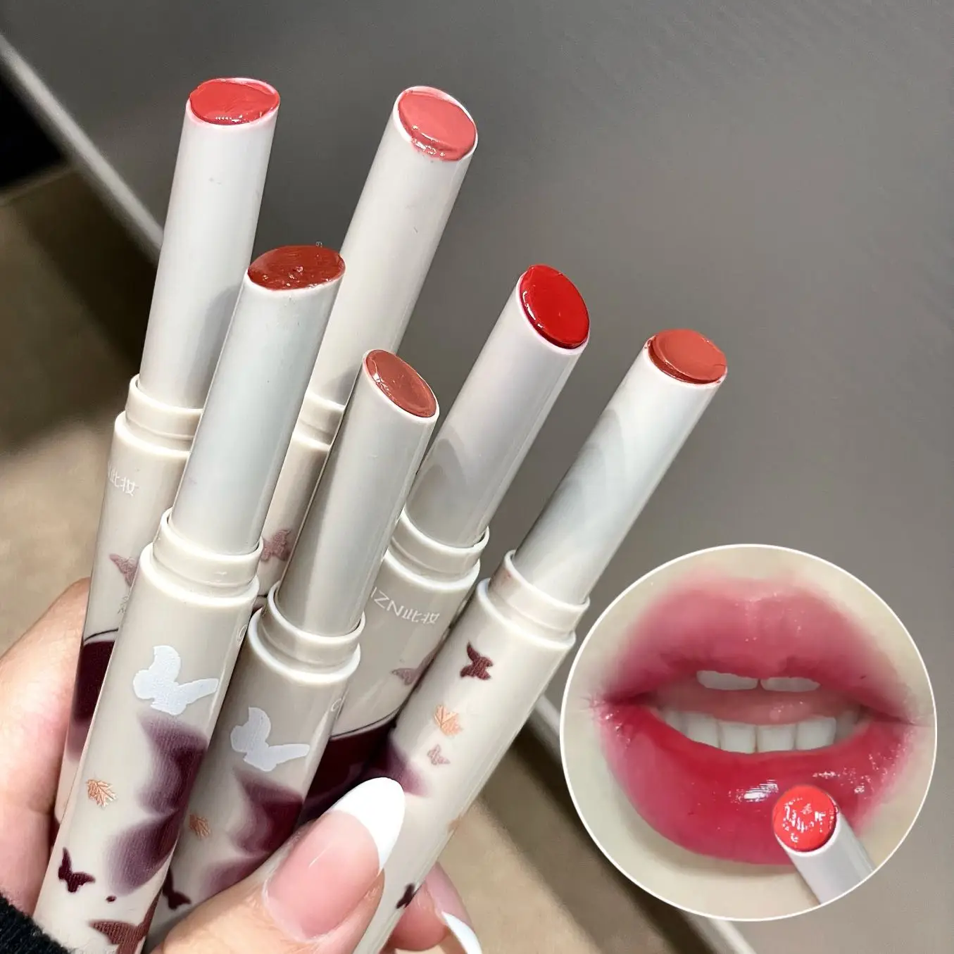 Cizn Solid Gloss Lip Balm Quick Film-Forming Hydrating Non-Sticky Long Lasting Shiny Lip Makeup