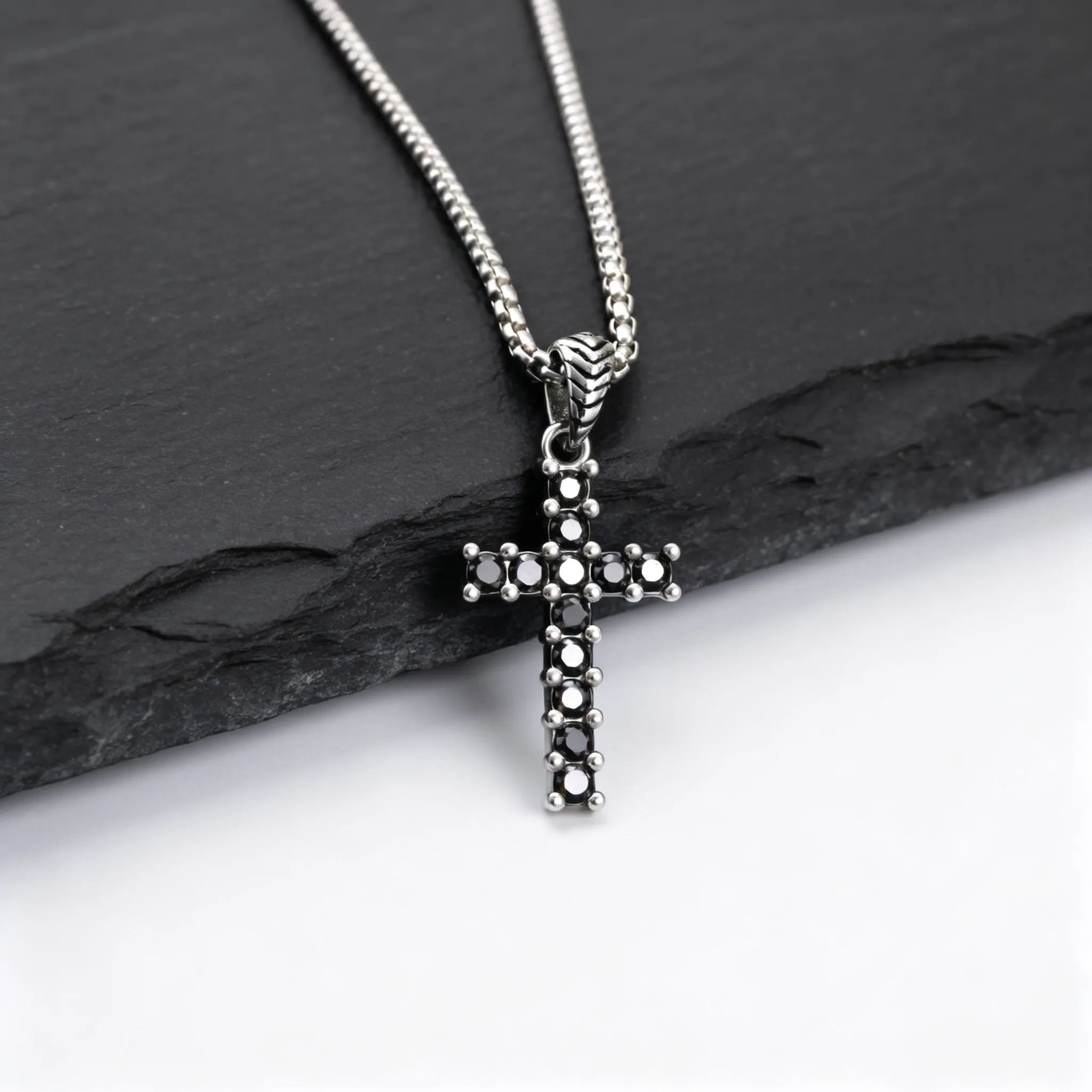 Hip-Hop Herren-Kreuzkette, Schwarze AAA Kubikzirkonia Edelstahl-Kreuzanhänger-Halskette, Geburtstagsgeschenk Männerschmuck – Detail 5