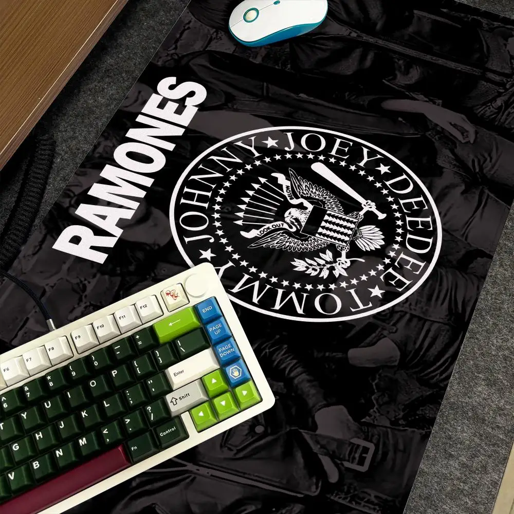 

Коврик для мыши Band R-Ramones Xxl, компьютер, большой размер, нескользящая геймерская клавиатура, 90x40 см, художественный дизайн, HD настольный коврик