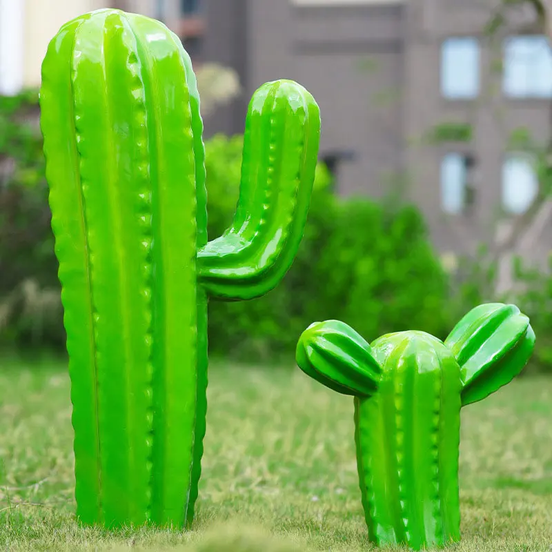 Giant cactus, fiberglass sculpture set, resin plant sculpture, outdoor desert-style park lawn landscape decoration