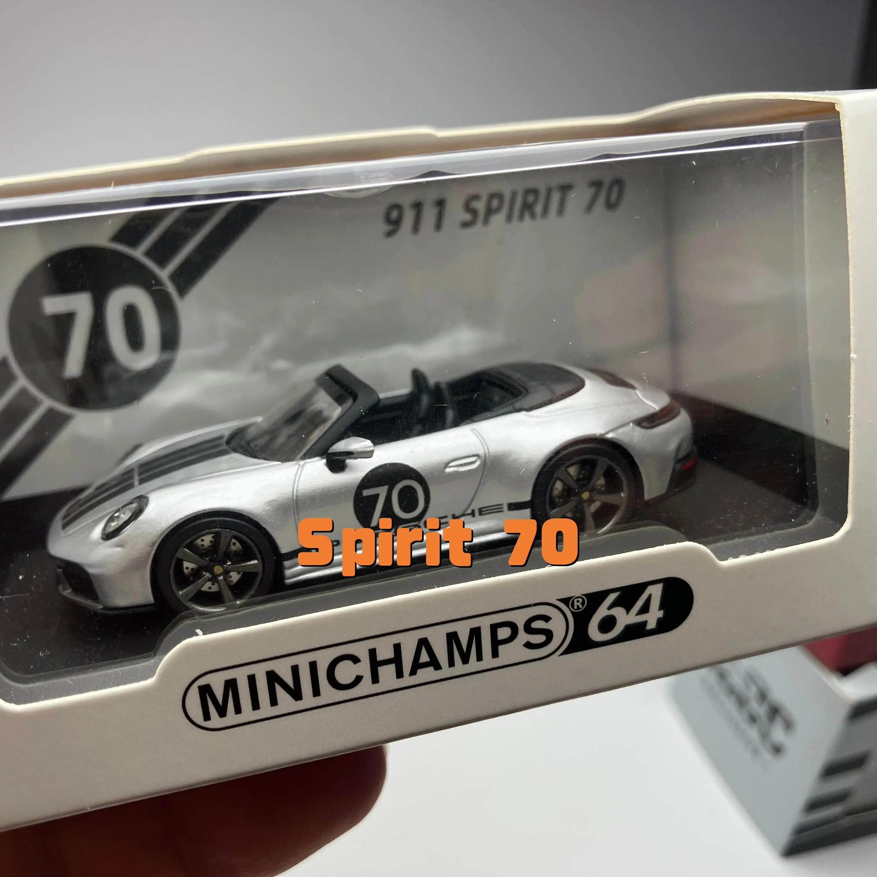 Minichamps 1:64 2025 911 GTS 992.2 Silver Spirit 70 Diecast Model Car Alloy