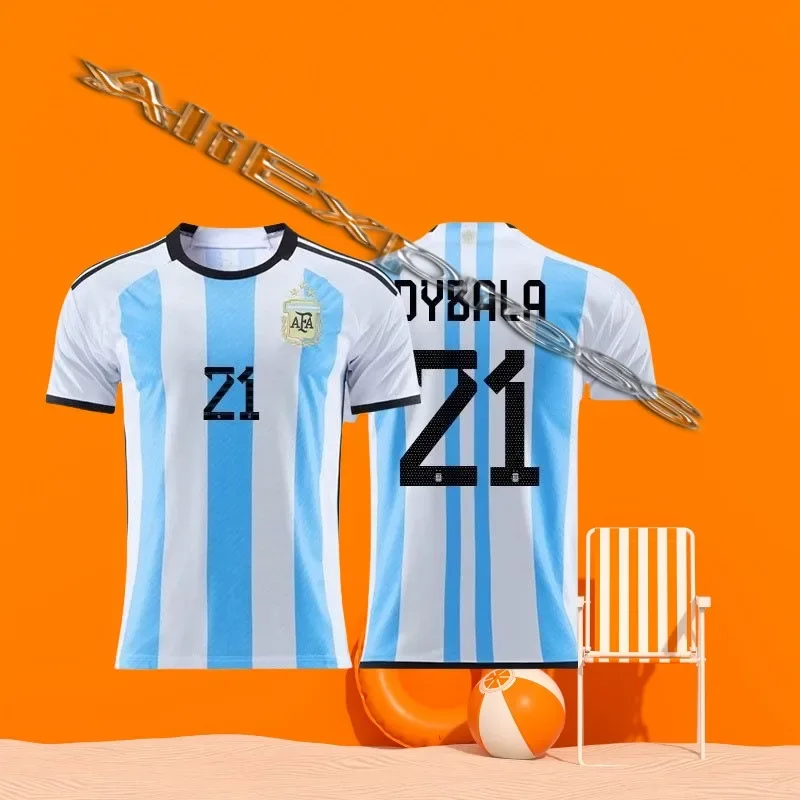 

New 2025 Men's Quick-drying T-shirt Football Short-sleeved Comfortable Sports and Leisure Breathable Sweat-absorbing T-shirt
