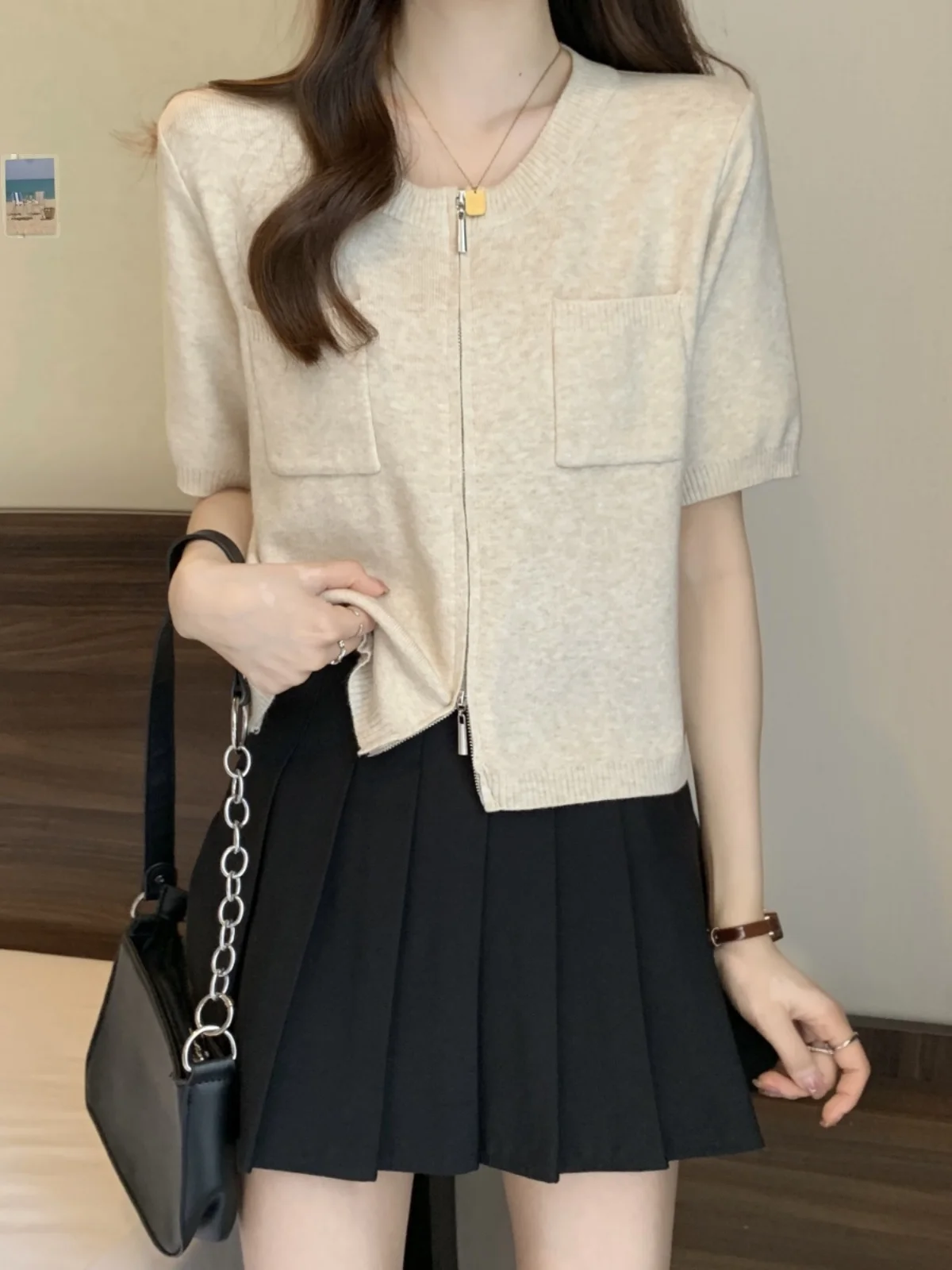 

Short Sleeve Ice Silk Knitted Open Cardigan T-Shirt Women Summer plus Size Slimming Design Dual Zipper Short Top Korean Style