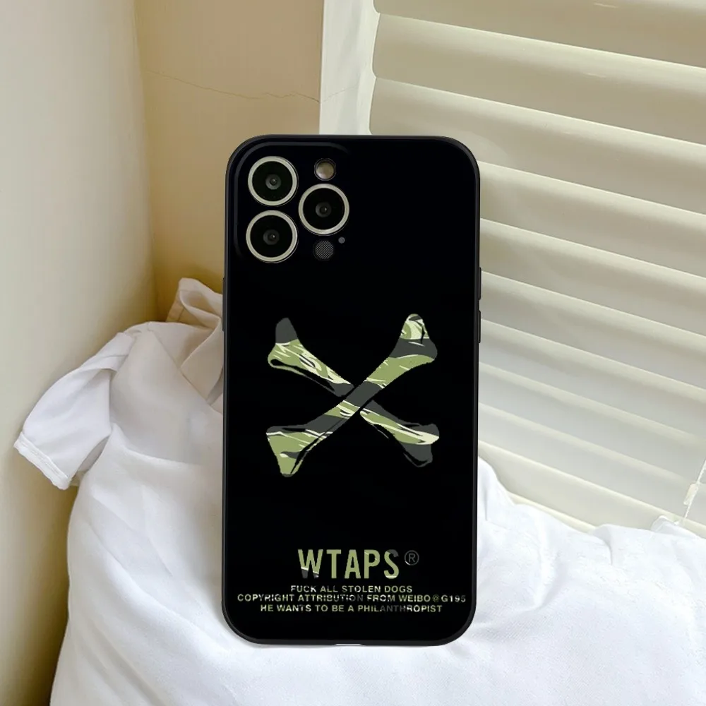 Luxury Japan Brand Street WTAPS Phone Case FOR IPhone 15 14 11 12 Pro 8 7 15 Plus 13 Pro MAX XR XS MINI Black Soft Covers