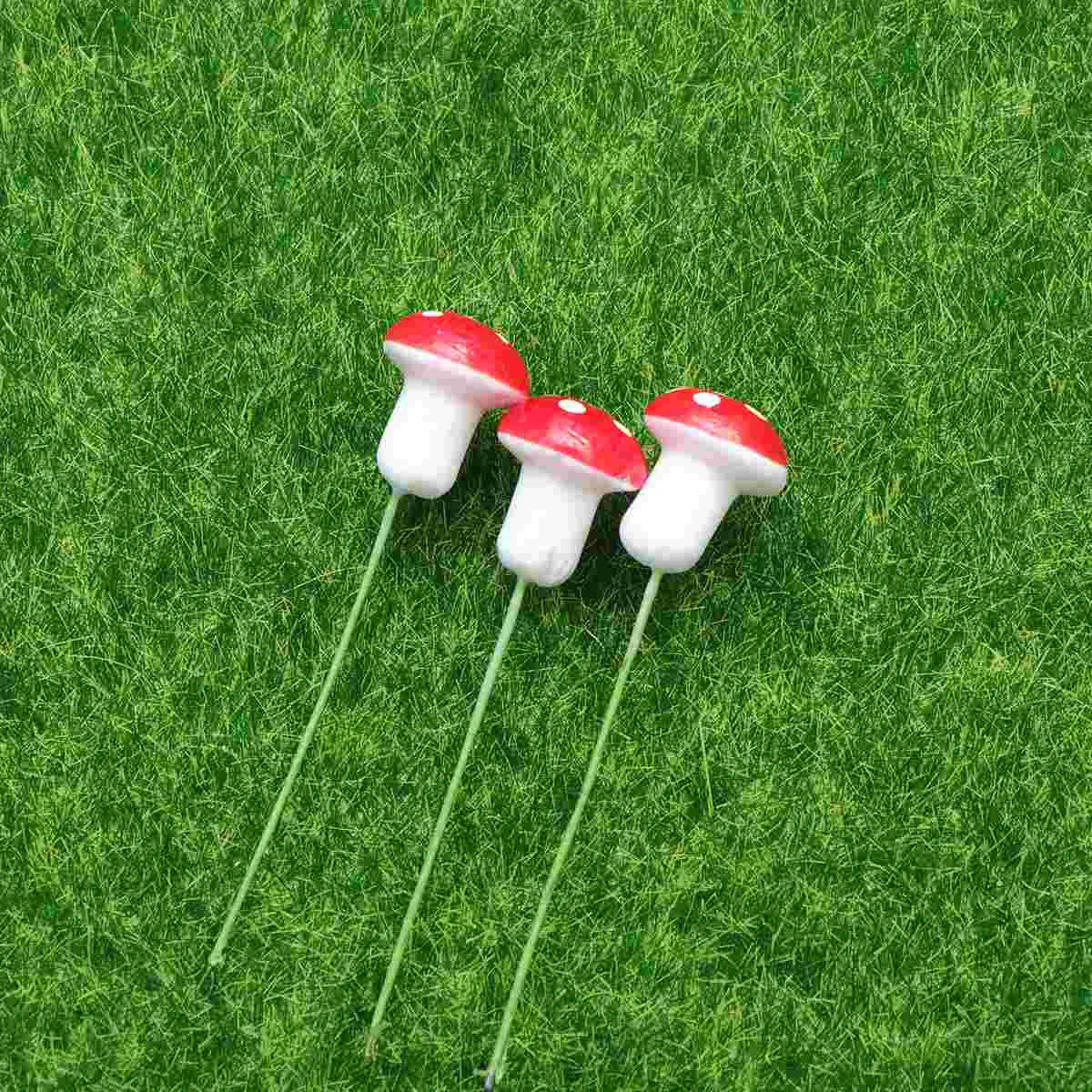 20 Pcs Decorative Figures Garden Mushrooms Decoration Terrarium for Mini Plant Pots Artificial Plants Glass Yard and Decors