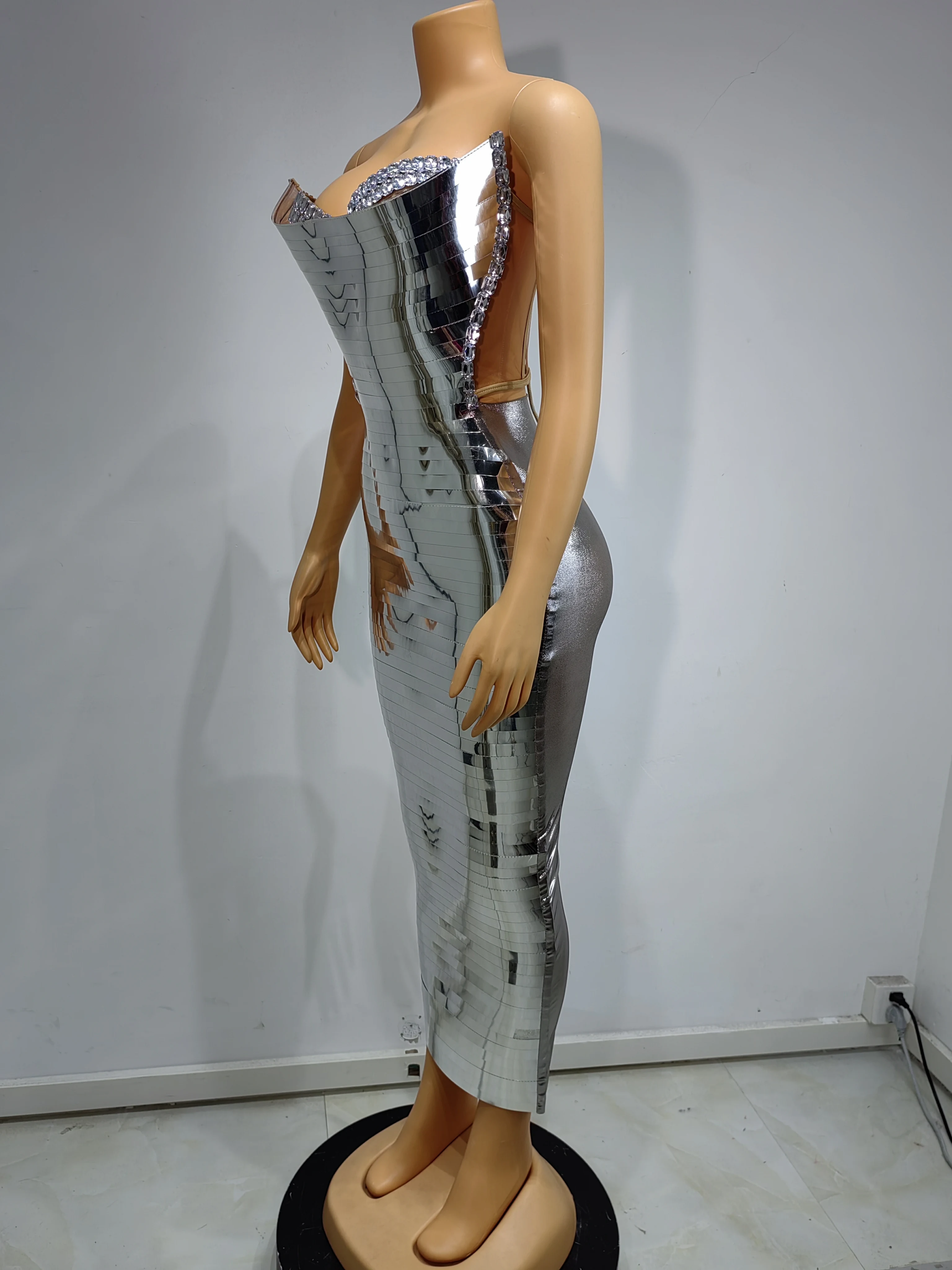 فستان حفلات نسائي فاخر فضي Y2K موضوعي ثلاثي الأبعاد بدون حمالات كريستال Bodycon طول الكاحل المشاهير مساء قطعة واحدة فساتين حفل