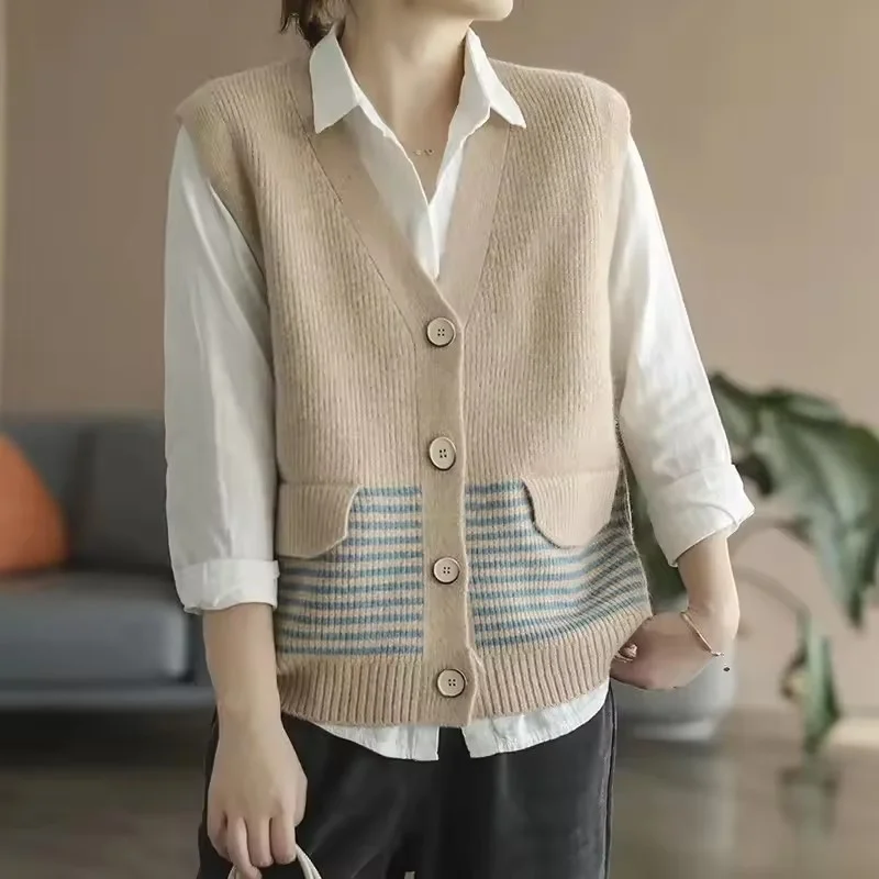 Spring Autumn V-Neck Sweater Vest Female Top Stripe Knitted Waistcoat Women Jacket Retro Fashion Knit Sleeveless Lady Coat