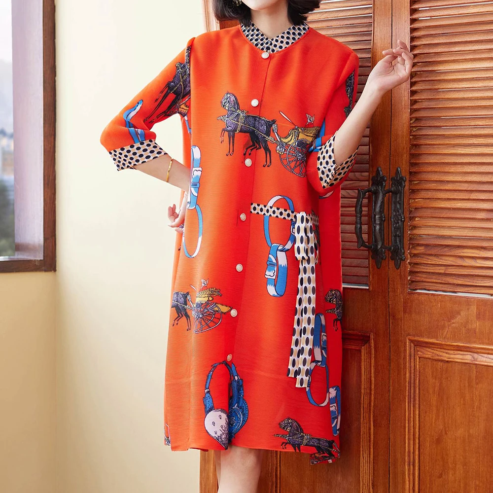 

Fashionable foreign style plus-size print middle-aged mother spring outfit 2025 new women's pleated red dress