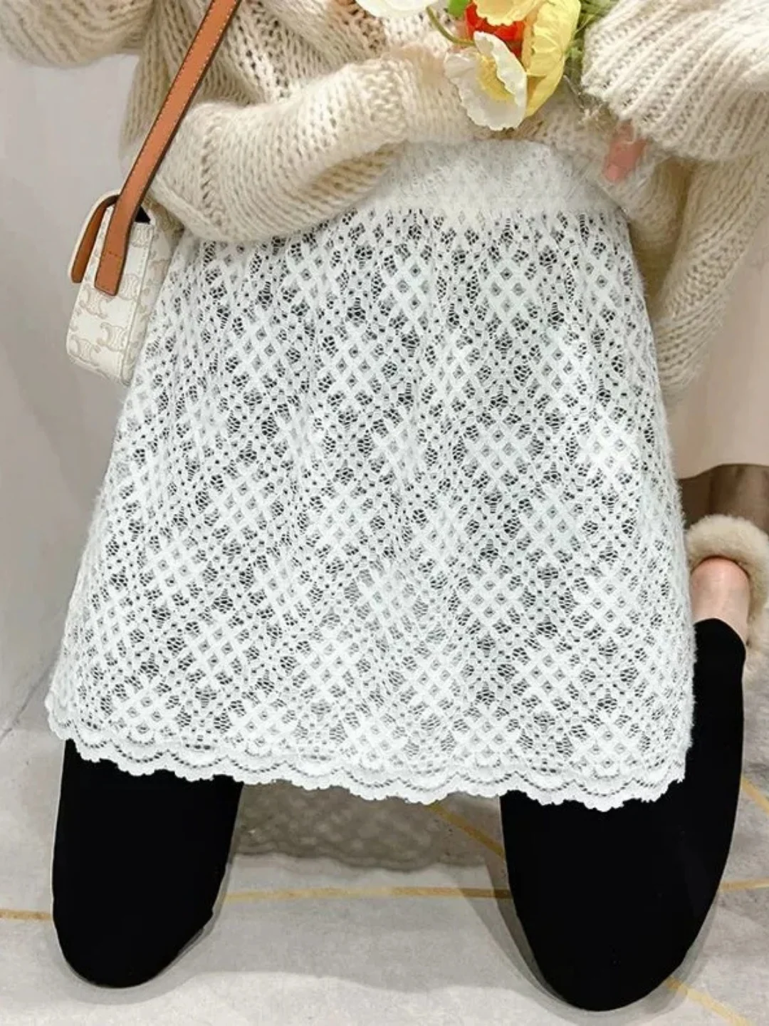 plus Size Lace Hollow out A-Line  Skirt High Waist Short Skirt for Women plus Size Casual Style No  Hollow out Design