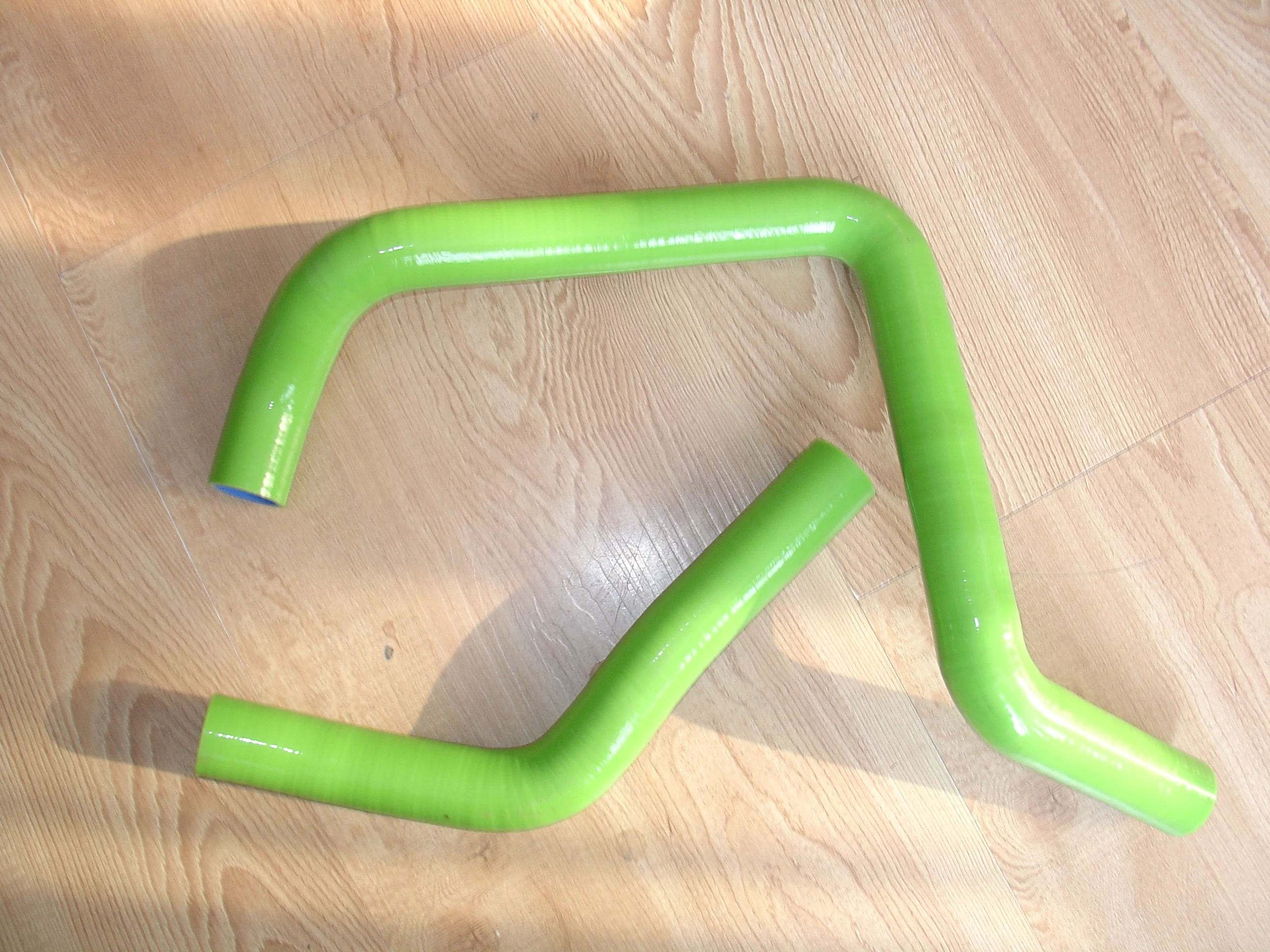 Green Silicone Radiator Hose For 1992-2000 Honda Civic EK4 / EK9 / EG6 / EG9 chassis with B16/B18 series VTEC engine 1999 2000