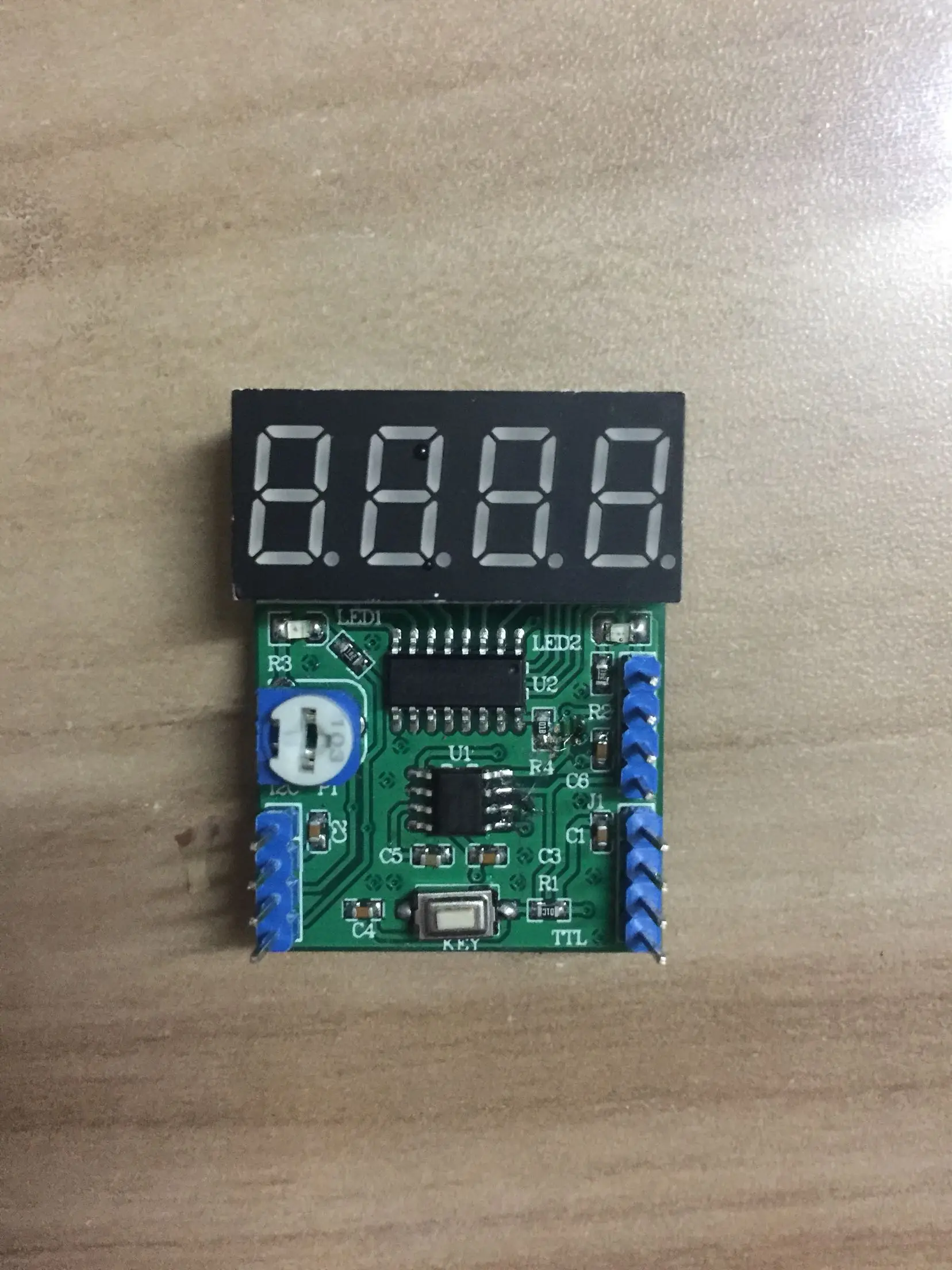 

Minimum Single Chip Microcomputer STM8S001J3 development board Sop-8 Encapsulation On-board TM1652 digital tube module