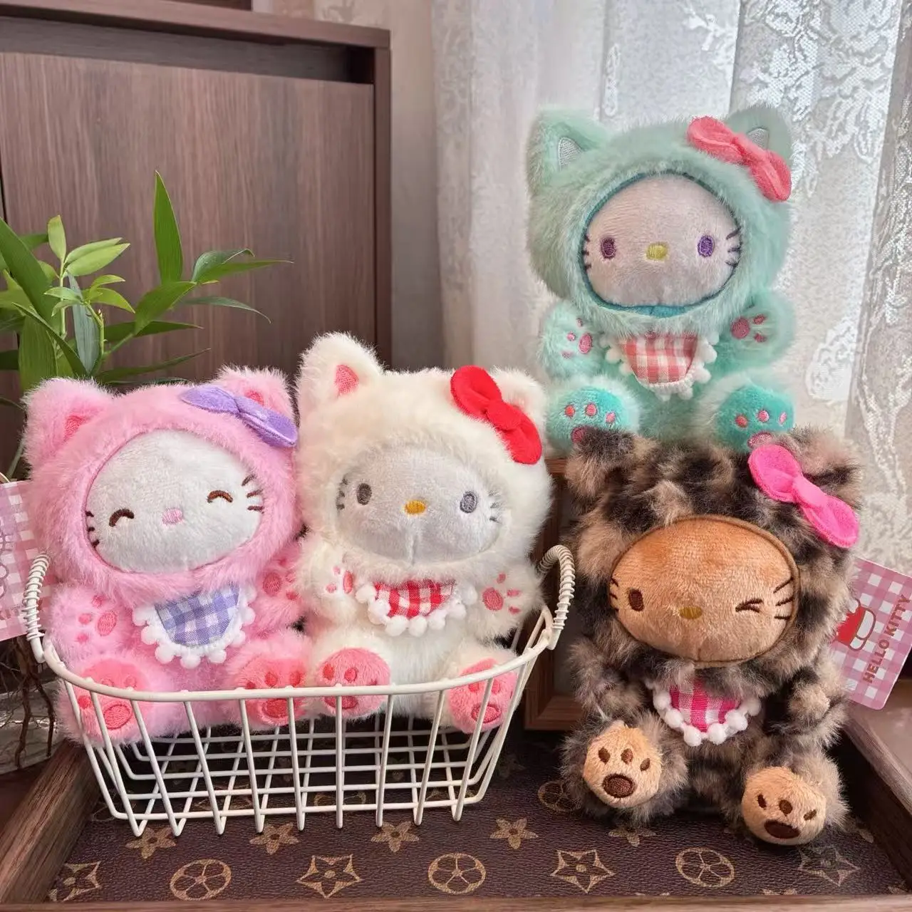 LLavero de peluche de dibujos animados para Kt, accesorio para bolso, regalo de Navidad para niña, bolso para muñeca, llavero con dije, muñeca de juguete