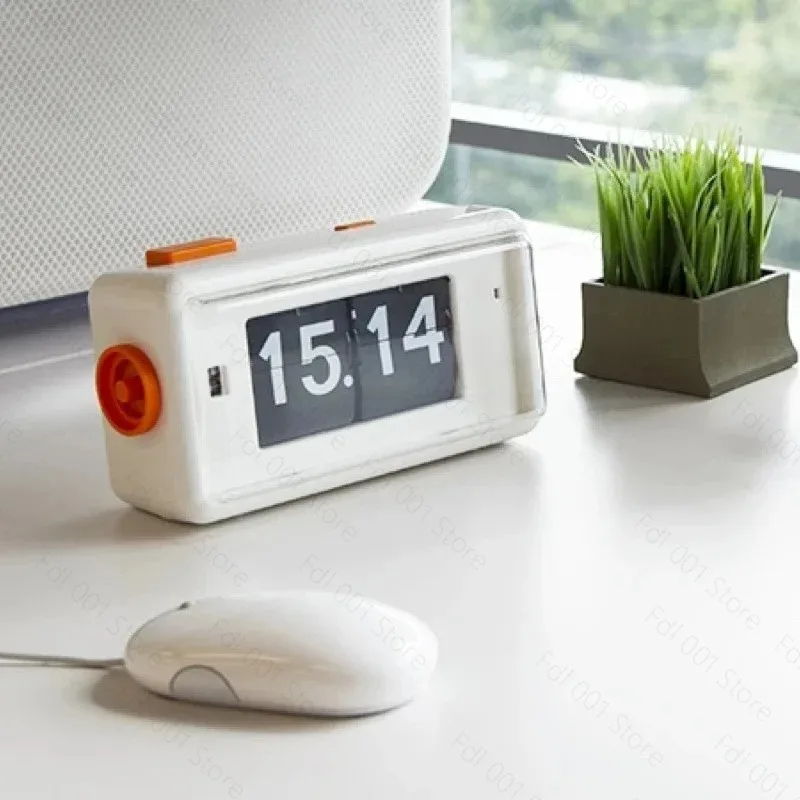 AL30 Retro Flip Clock German Movement Alarm Desk Clock with Night Light
