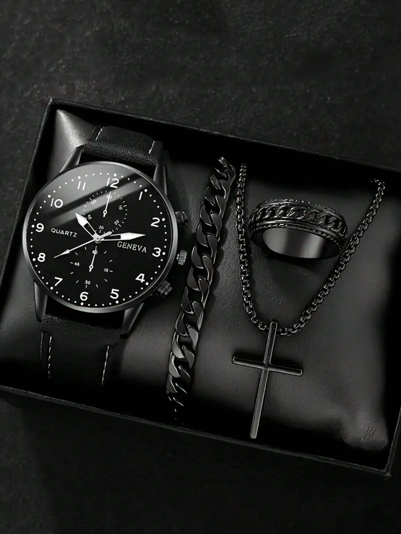 

Набор из 4 предметов: мужские черные кварцевые часы с цепочкой-браслетом, колье с крестом и кольцо — стильный подарок