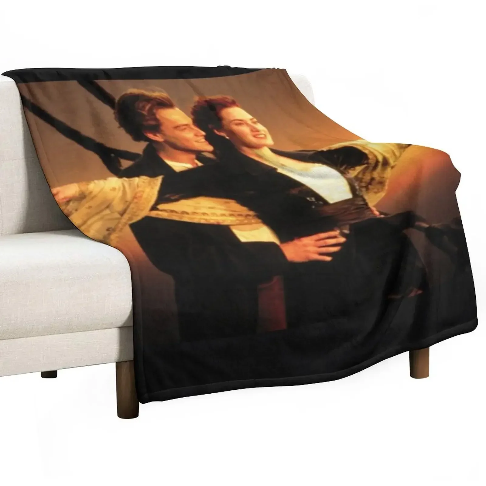 

Leonardo Dicaprio Romantic Titanic Throw Blanket Flannel Furrys Bed covers Blankets