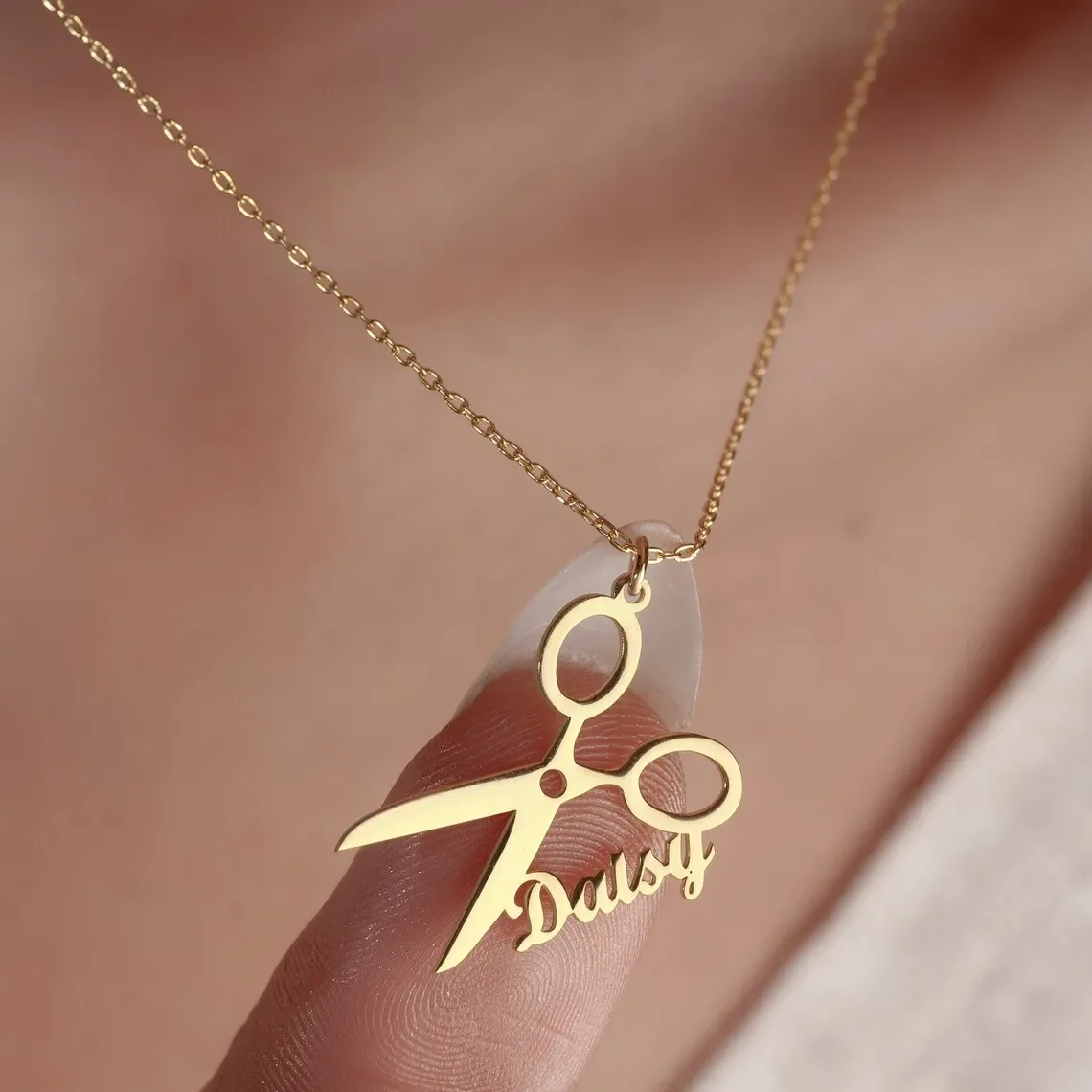 Custom Gold Color Scissors Name Necklace Women Hairdresser Jewelry Stainless Steel Barber Haircutting Nameplate Pendant Necklace
