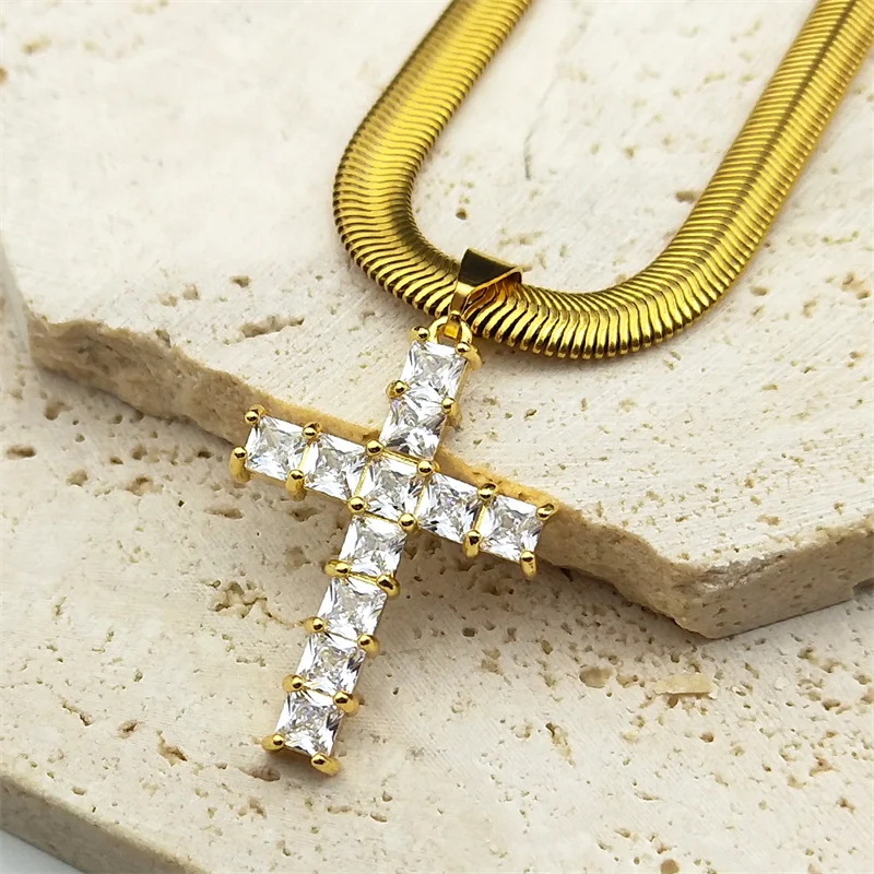 الذهب اللون يسوع الصليب قلادة المسيح المخلص المسيحية الكاثوليكية حجر الراين قلادة للنساء الفولاذ المقاوم للصدأ النحاس المجوهرات #5