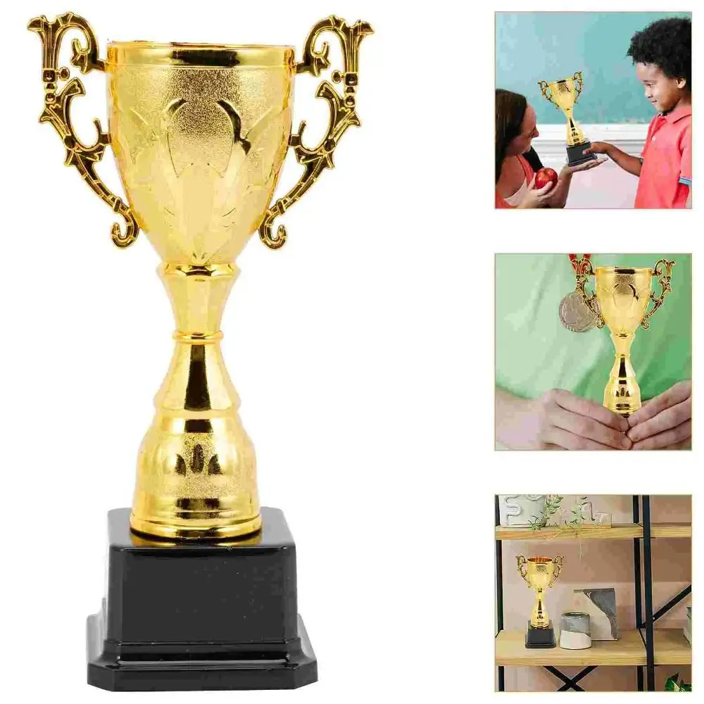 Children's Gold Trophy Awards Plastic Model Competition Soccer Winner Award Trophy Toy School Rewarding Supply Small Prize Cup