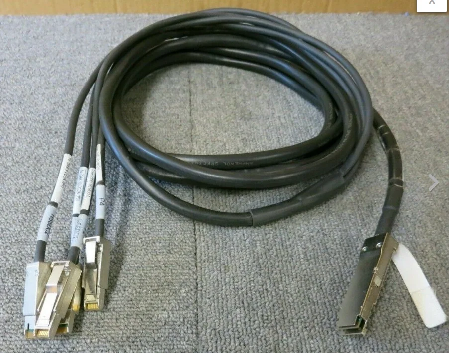 038-003-706 EMC SAS cable QSFP 4 HSSDC2 fibre CX4-480 Used