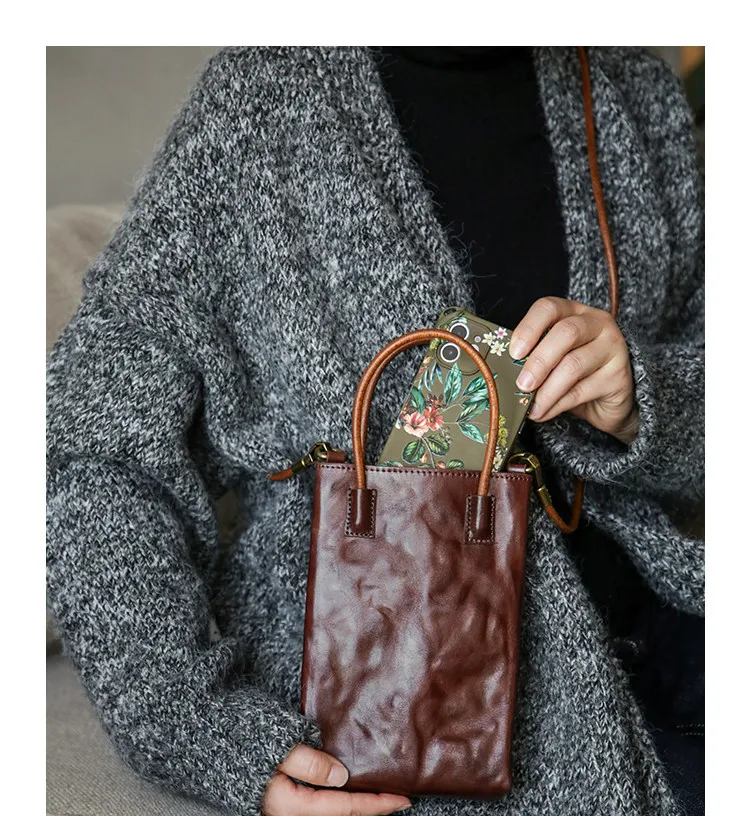 PNDME schlichte, modische Damen-Handtasche aus erstklassigem Rindsleder, handgefertigte Echtleder-Umhängetasche für das Wochenende. – Detail 10