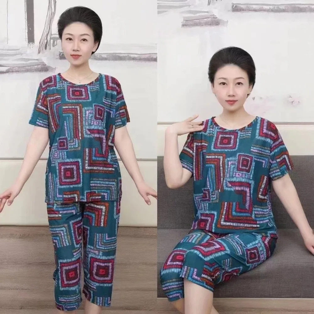 

Breathable Plus Size Elderly T-shirt Sets Stripe Loose Women Two Piece Set Summer Short-sleeved Casual Loungewear Set Old People