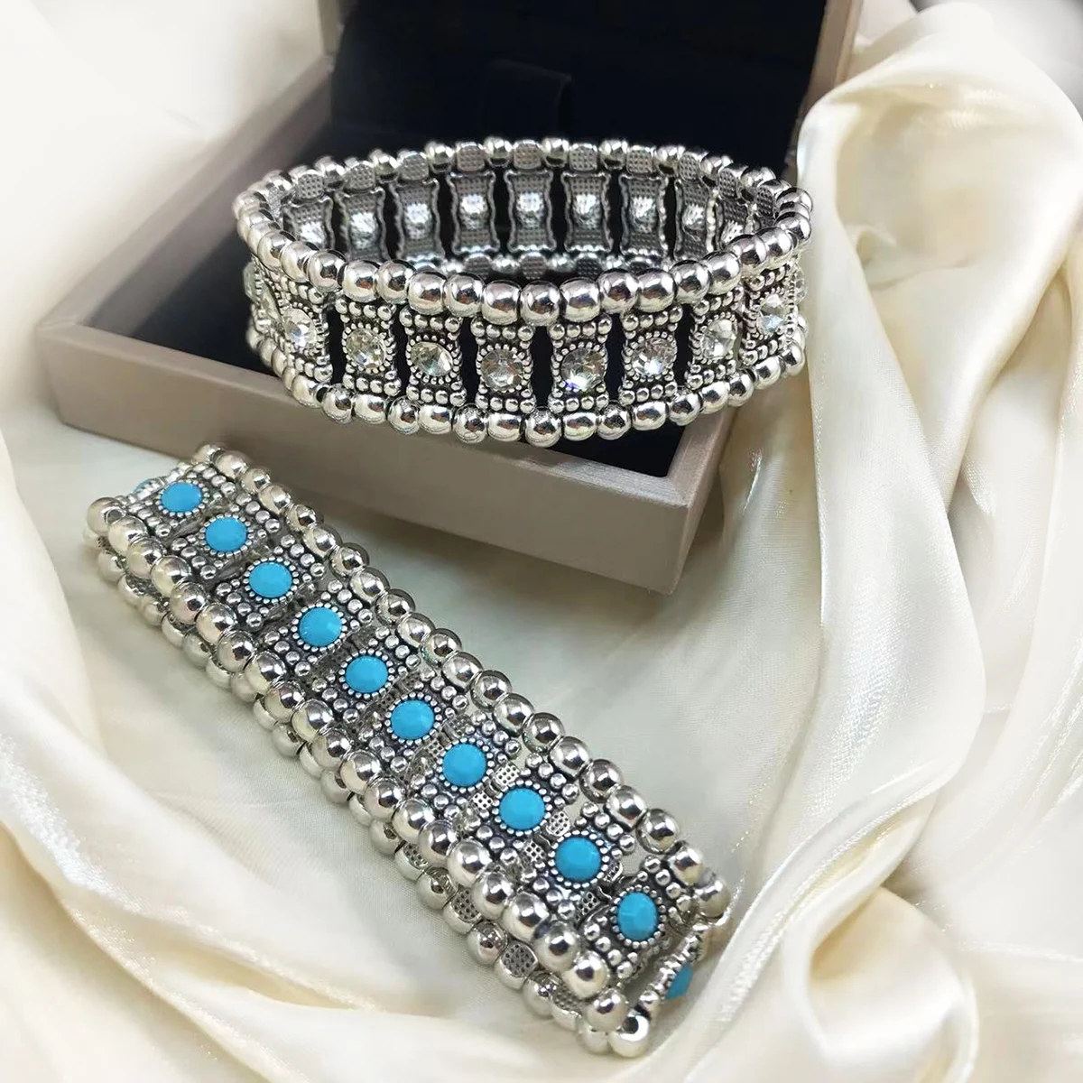 Vintage Rhinestone Elastic Bracelet For Women Holiday Leisure Daily Wear Fashion Decorative Jewelry