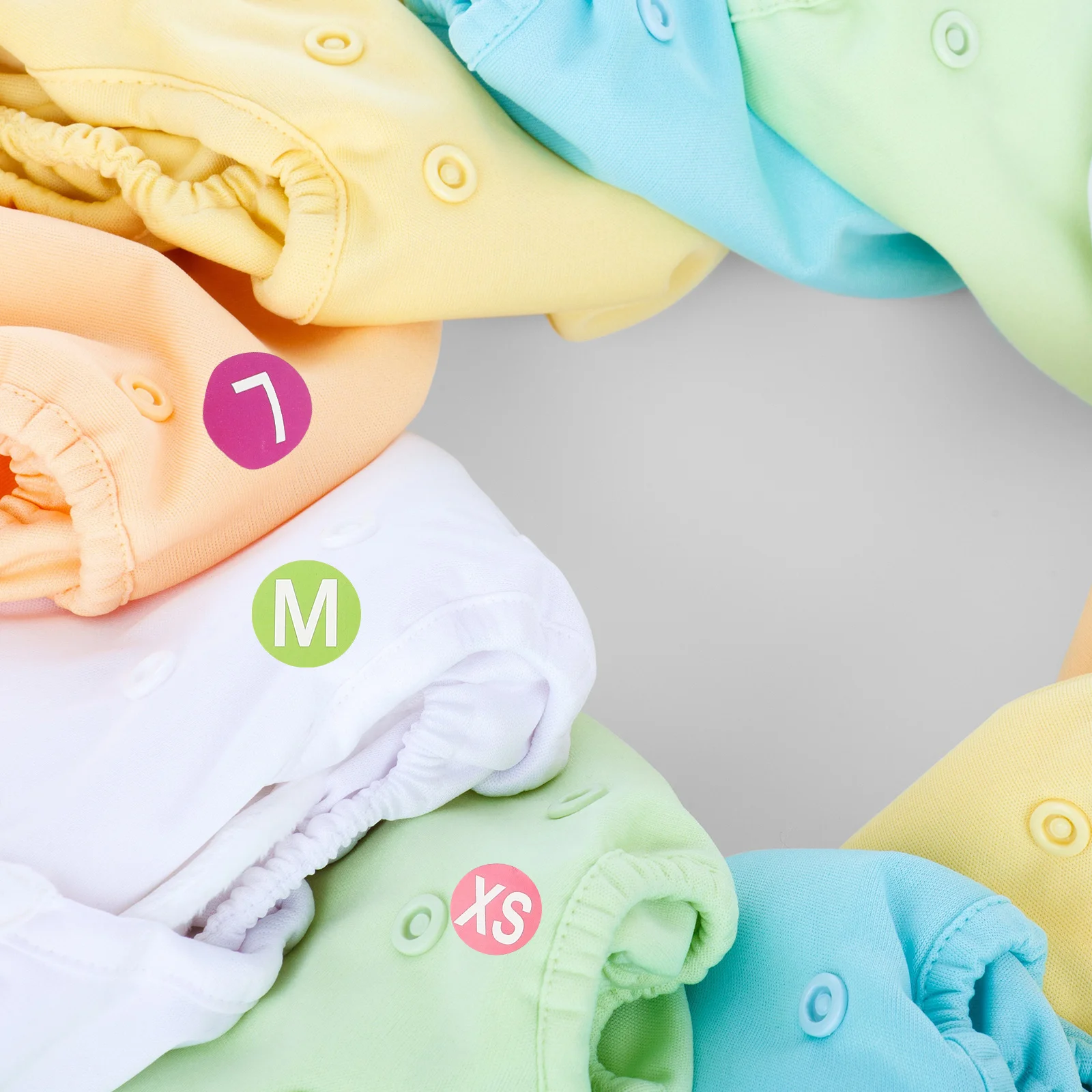 

6 Rolls Self Adhesive Size Labels Round Clothing Stickers For Retail Packaging Clothes Label Sticker Waterproof Sticky Tags For