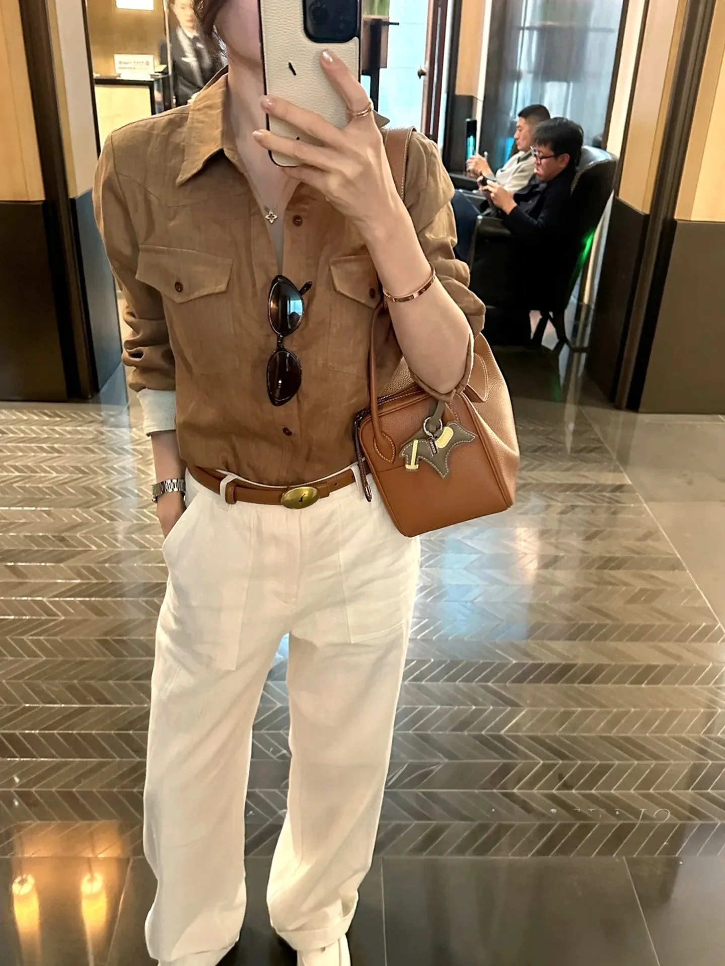 

Elegant Linen Long Sleeve Shirt Women's Slim Fit Design Casual Style Shoulder Padded Casual Shirt Versatile Simple Style Top