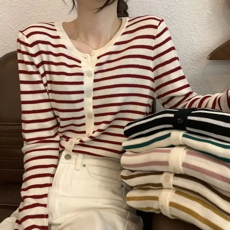 

Striped Knitted Cardigan Women's 2026 New Korean Style Thin Top Fresh and Sweet Stacked Long-sleeved Sweater Women