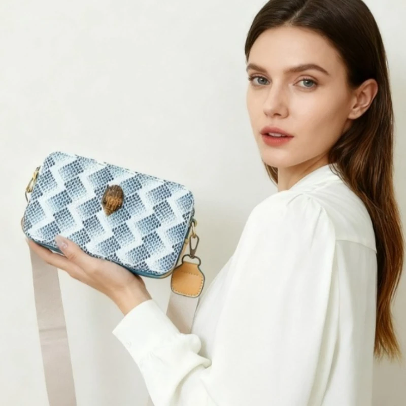 

Fashionable Women's Creative Messenger Bag, Retro Leather Crossbody Bag, Versatile Commuting Wide Shoulder Strap Camera Bag