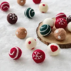 9pcs 3cm Christmas Wool Felt Balls Handmade Christmas Decorations pom poms Crafts Xmas Tree Hanging Pendant Material Party Decor
