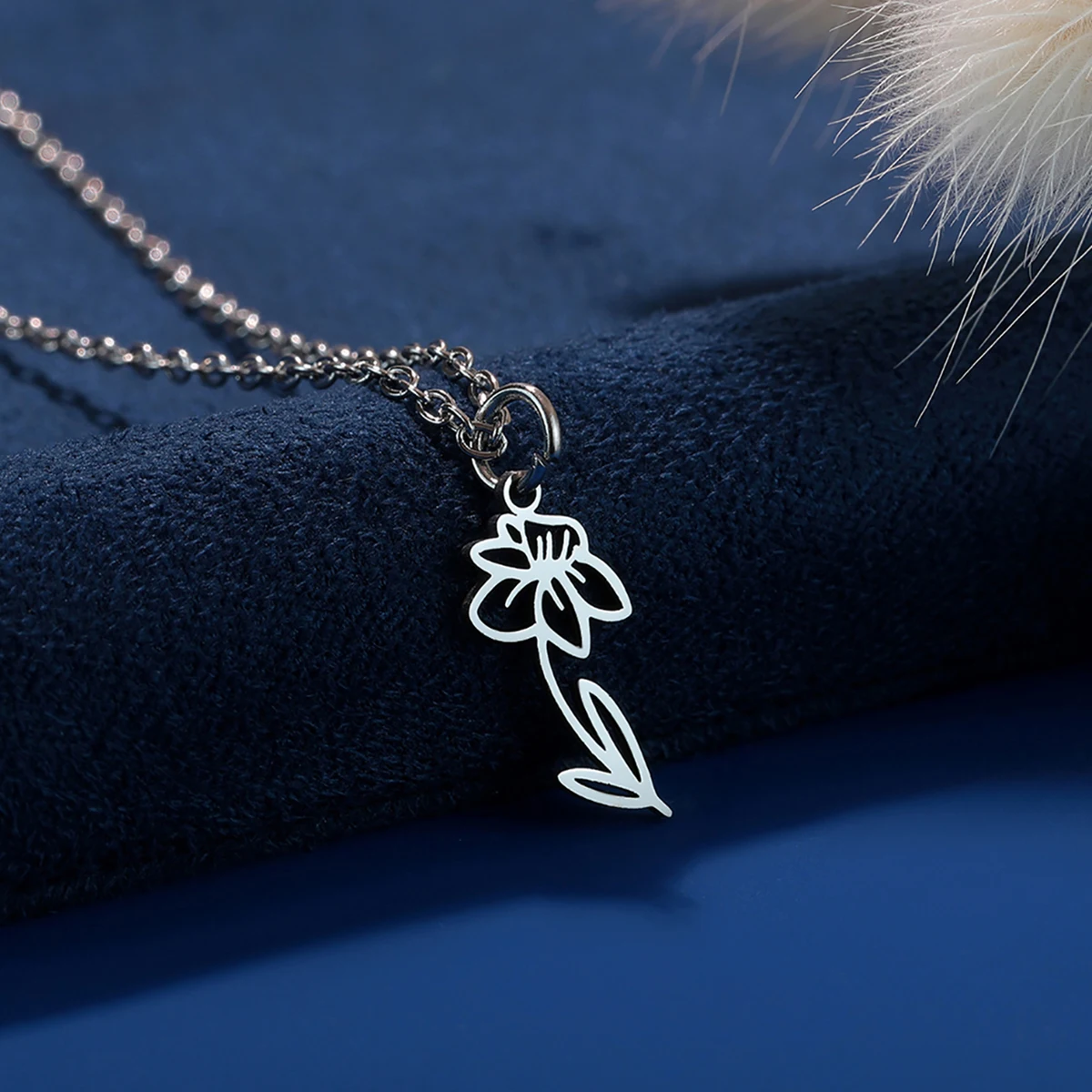 Kinitial Stainless Steel Birth Month Flower Necklace Snowdrop Daisy Rose Pendant Neck Chains Trendy Jewelry Birthday Gift