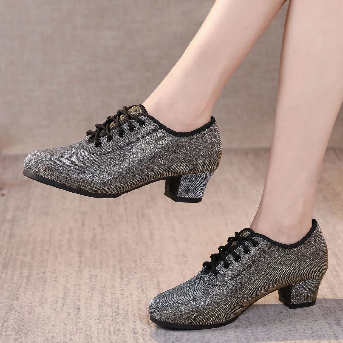 Professional ballroom shoes woman closed toe Practice Performance Modern Jazz Dance Shoes woman black Latin dancing shoes