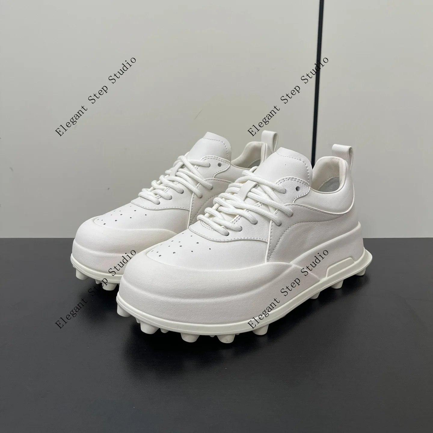 Damenschuhe Orb Sneakers Leder Low-Top Chunky Platform Tonal Runway