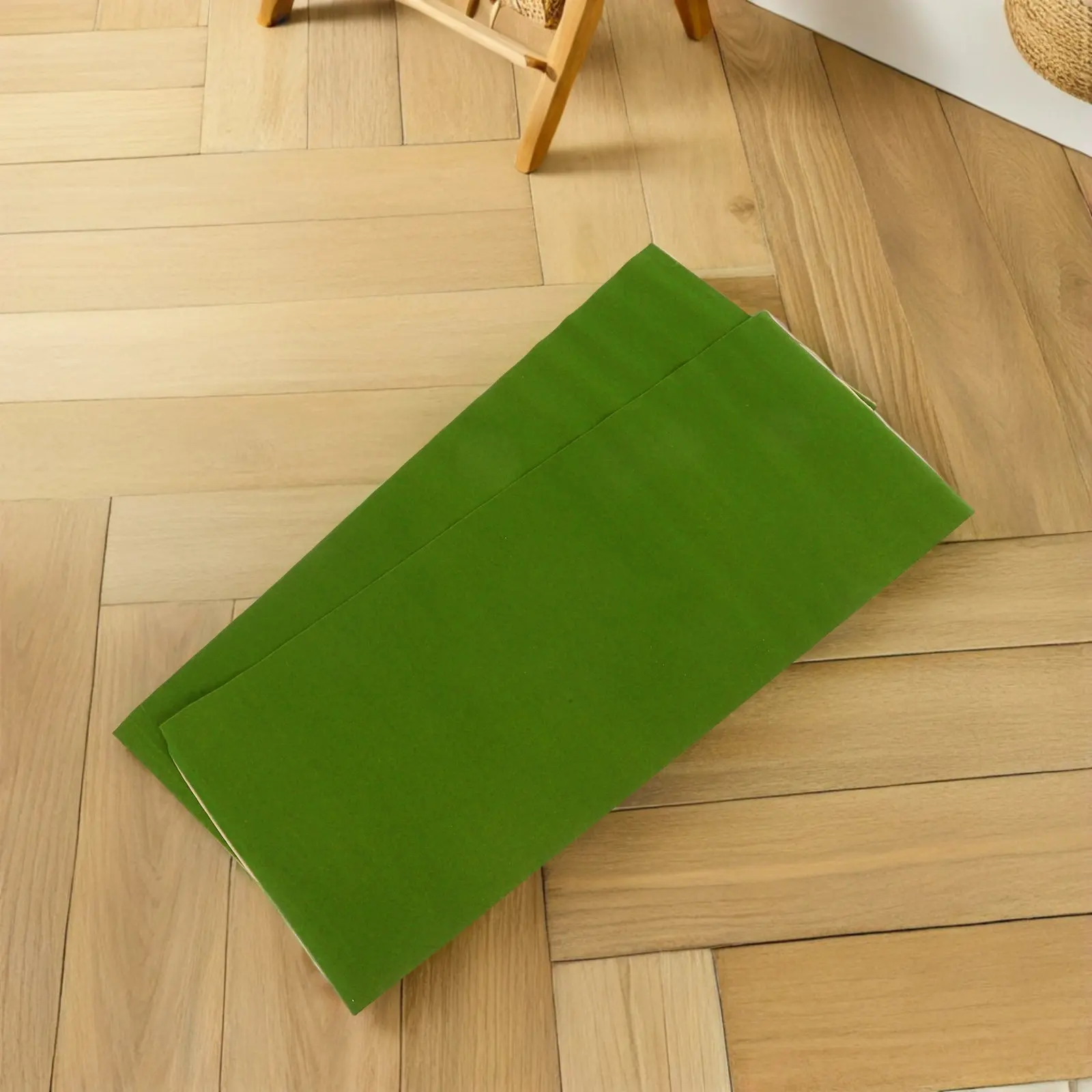 

2Pcs Green DIY Flocking Lawn Turf Paper Lawn Fake Grass Mat for Mini Garden Office Decoration Sand Table Train Display 50x100cm