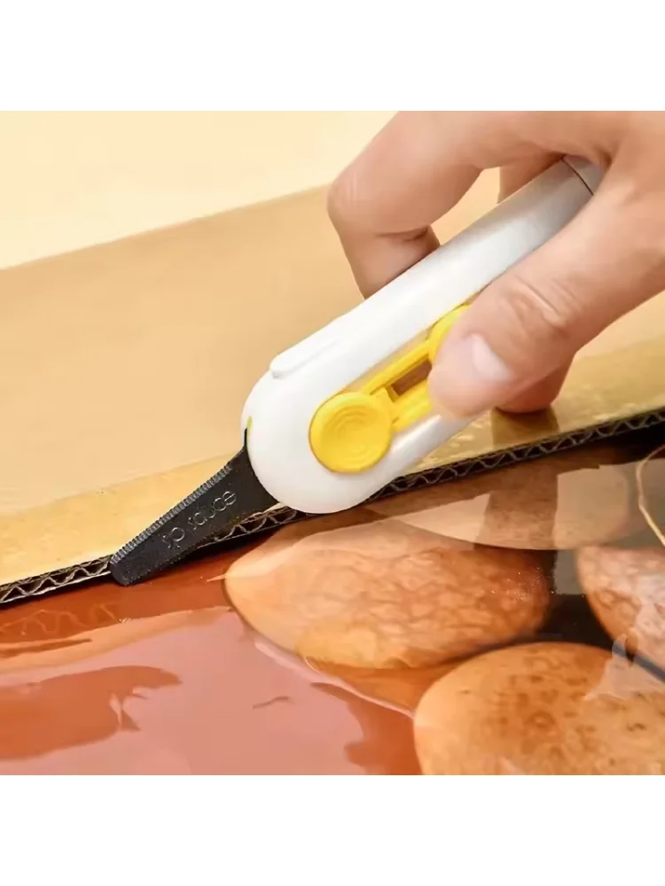 1PC Multifunction Magnetic Courier Opening Knife Courier Unboxing Knives Retractable Self-locking Rebound Art Knife Tool