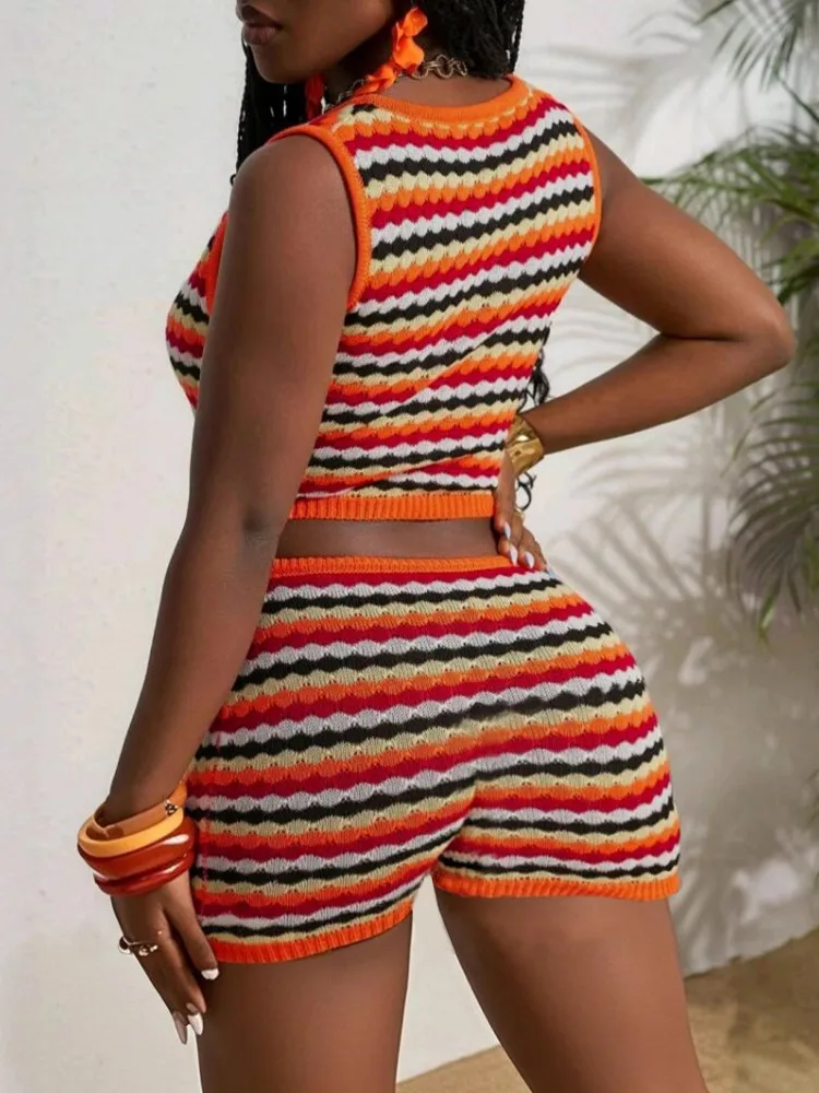 Setelan Olahraga Wanita Set 2 Potong Atasan Longgar Kasual Musim Panas dan Celana Pendek Setelan Keringat Rajutan Bergaris Dua Potong Set Pakaian Yang Cocok