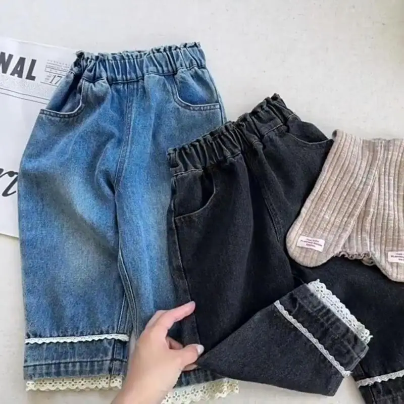 

Новинка осени 2024, детские повседневные штаны, кружевные джинсы для девочек, детские свободные джинсовые брюки, шаровары для мальчиков, модная детская одежда