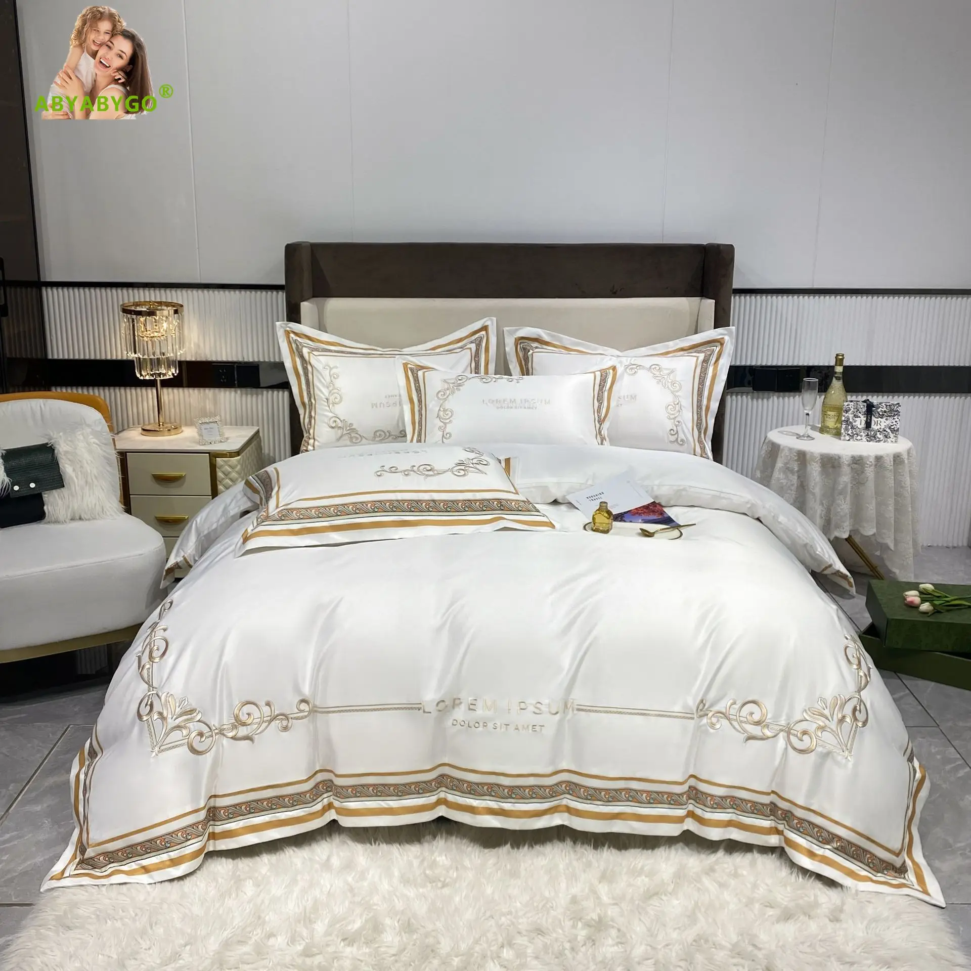 Bedding Set Luxury Superior Gold Royal Embroidery Bed Comforter Sets Duvet Cover Bed Sheets and Pillowcases Summer Silk Bed Set