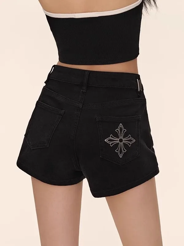 

plus Size Women's High Waist Embroidered Denim Shorts Summer New Style A-Line Sexy Hot Pants Casual Wide Leg Pants Deep Color