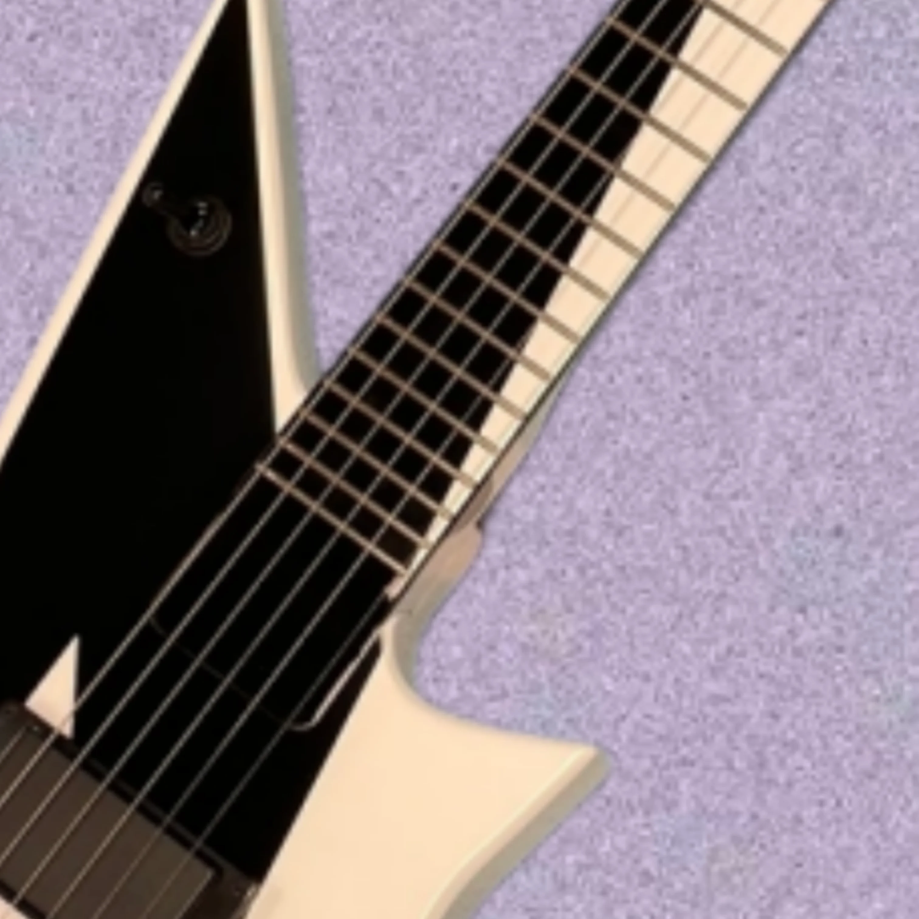 6-string electric guitar with a smooth, non-slip rosewood fingerboard guitars, ideal for fast-picking practice guitarra