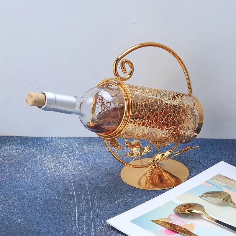 

Nordic iron art creative crafts red wine rack single bottle wine rack living room room decoration bar table ornaments