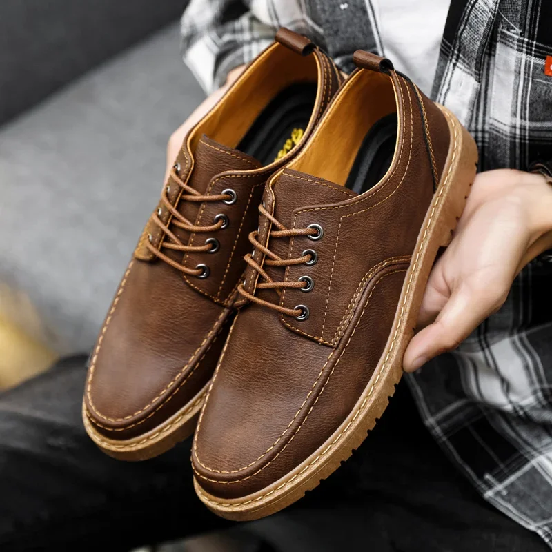 New Four-season Retro Business Formal Wear New Casual Trendy Shoes Large-sized Low-top Small Leather Shoes for Casual Men