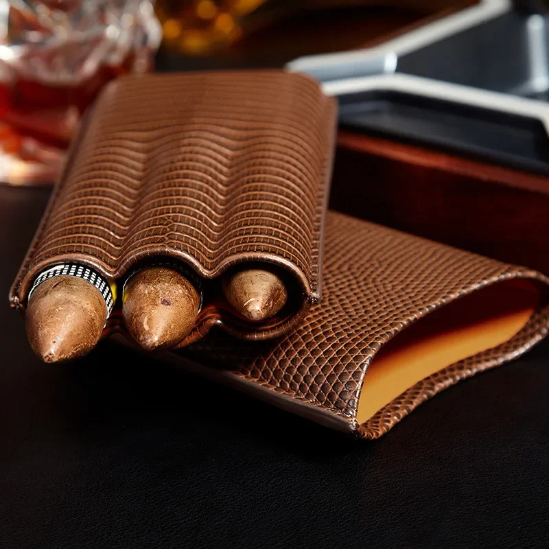 Travel Cigar Case Brown Leather Portable Cigarrate Box Cigar Holster Humidor Holder Load 3 Pcs Cigar Tube Somking Accessories