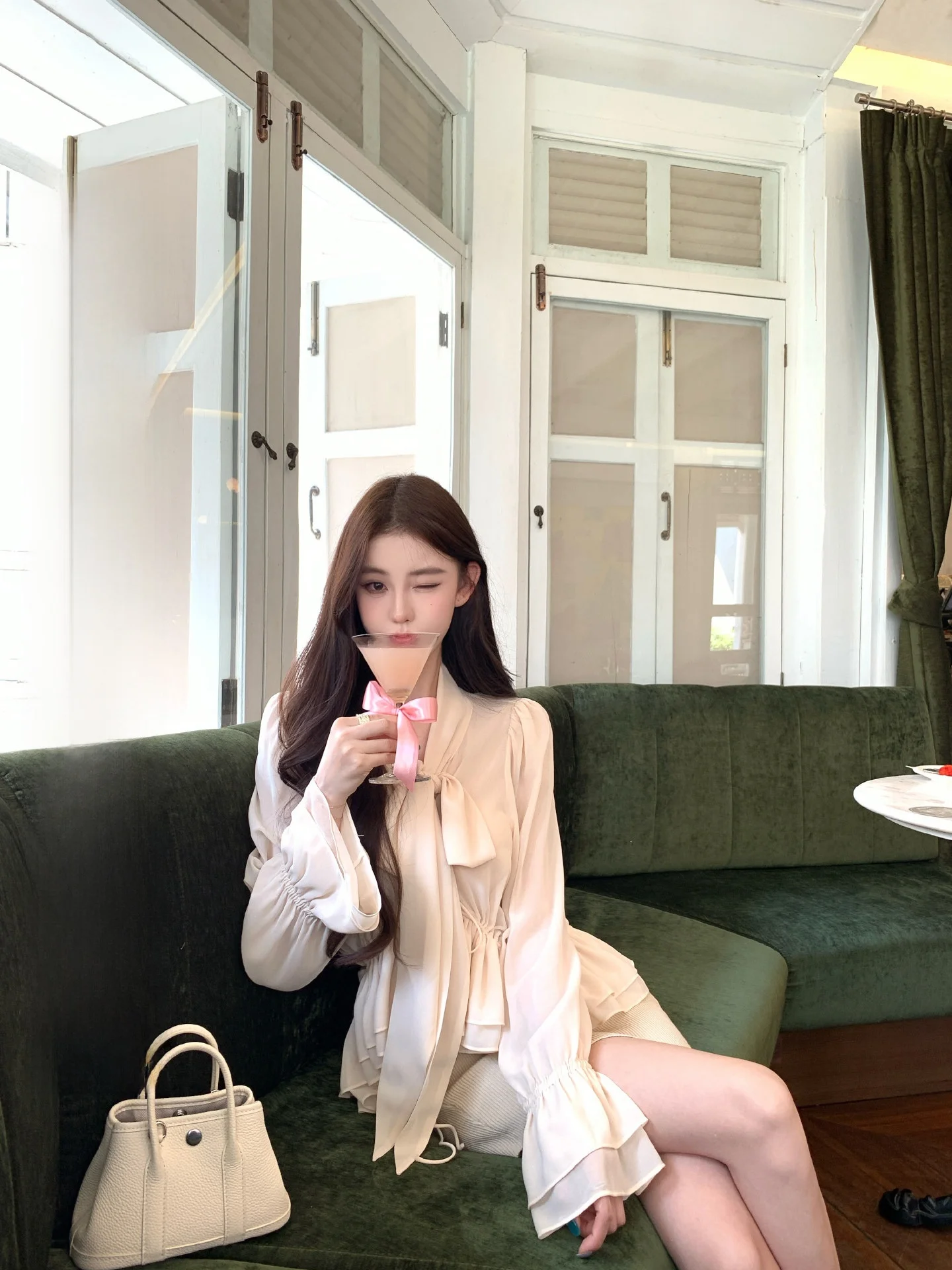 

OKMASHOP Long Sleeve Lady Shirt with Knot Bell Sleeve Women's Spring Summer Fashionable Breathable Comfortable Top